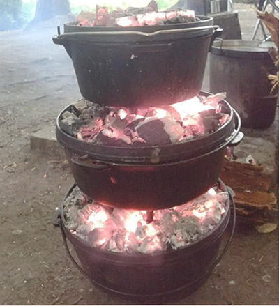 Cast iron dutch oven