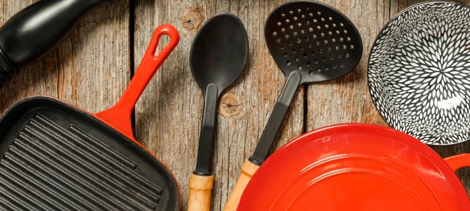 Enamel cast iron cookware