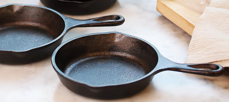 cast iron skillet